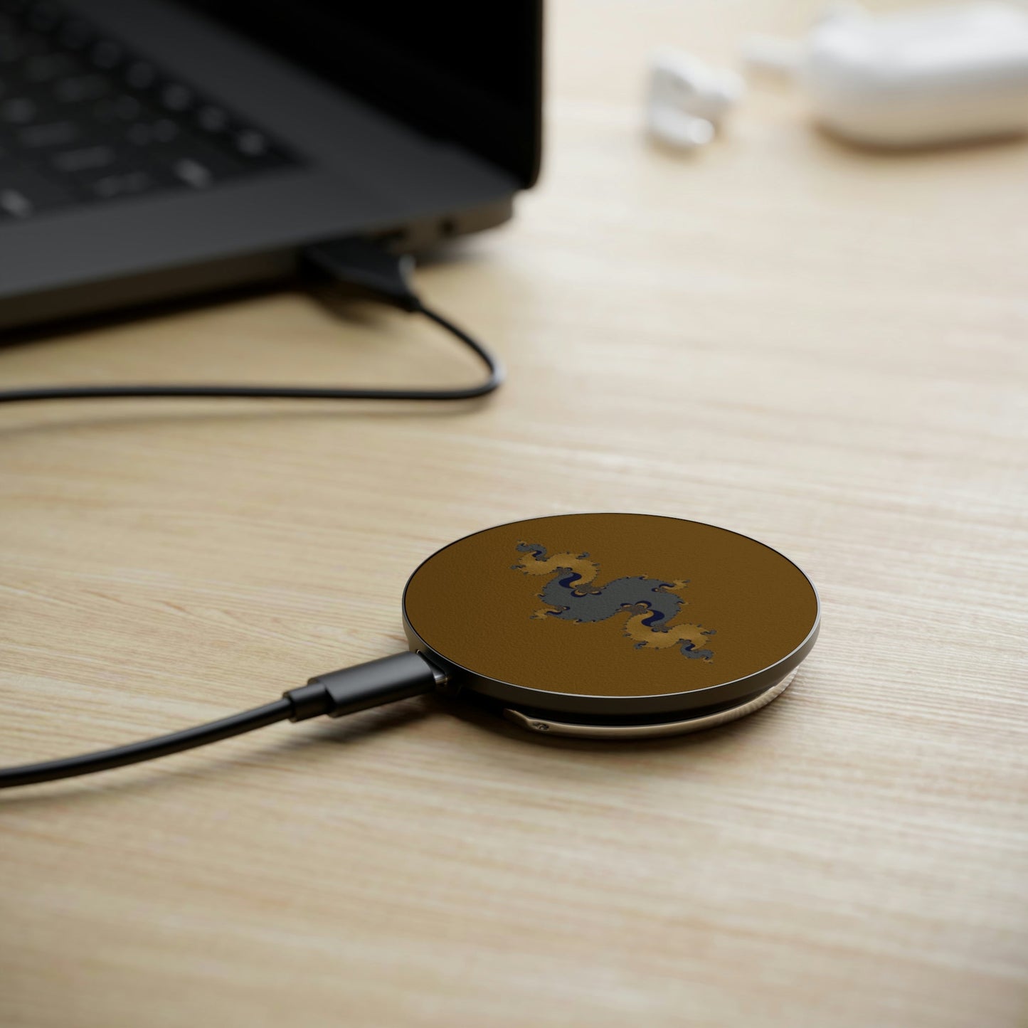 Office Magnetic Induction Charger - One size / Black Base